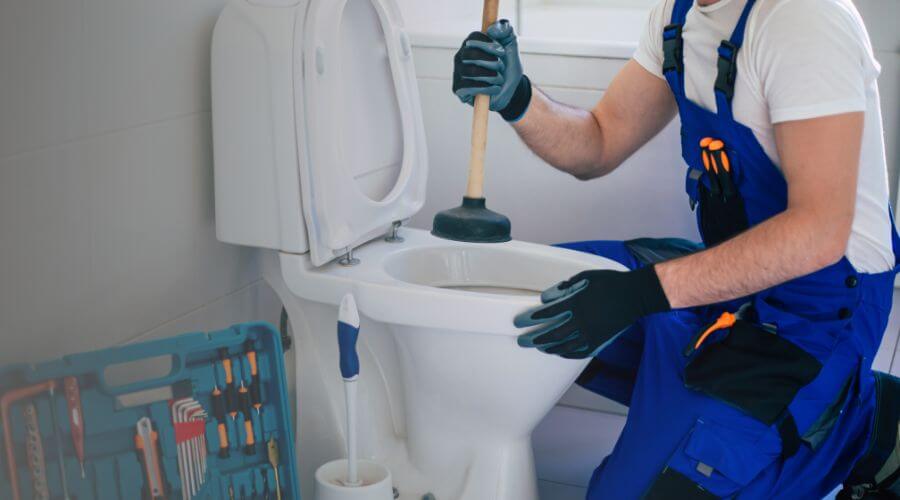 sewer line plumber in Bass Lake, CA